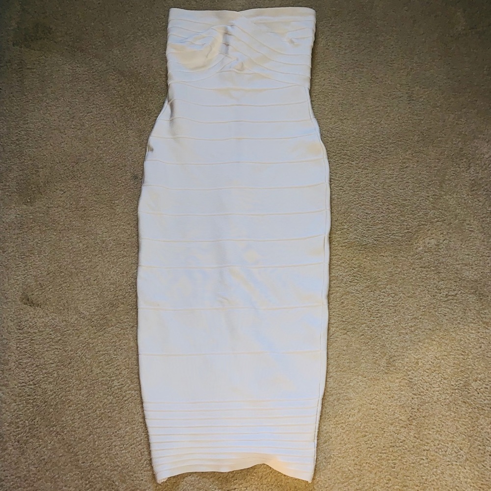 White Bandage Bodycon-mid dress.